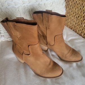 Western Style Lucky Brand Leather Boots Size 7